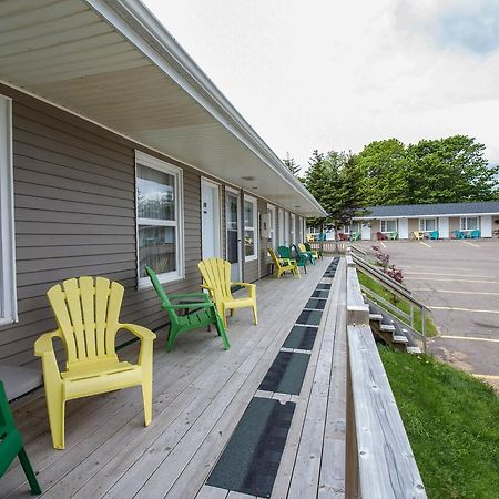 The White Horse Motel Cornwall Екстериор снимка