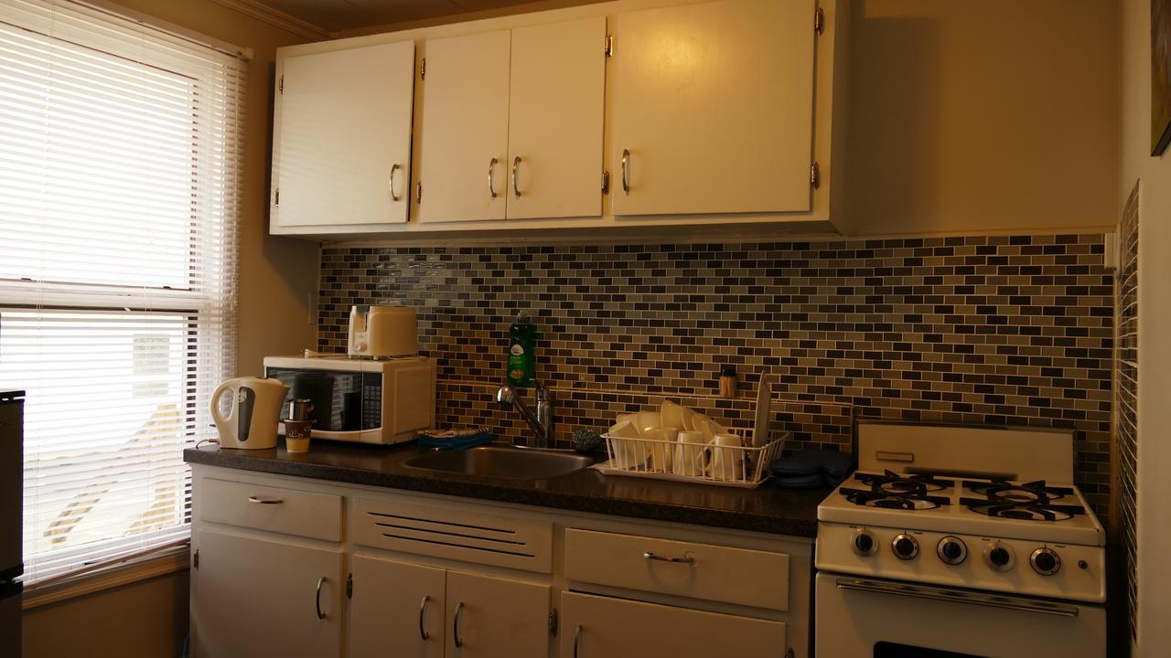 The White Horse Motel Cornwall Екстериор снимка