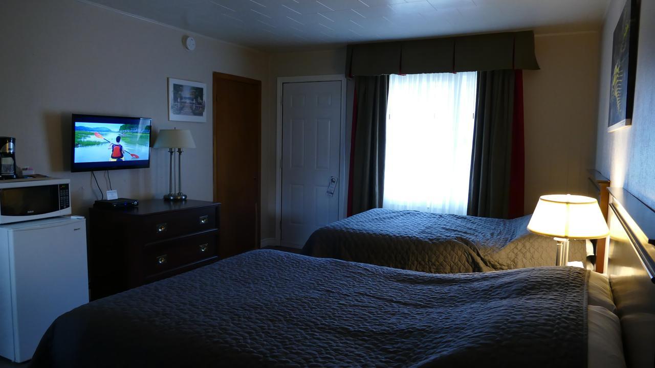 The White Horse Motel Cornwall Екстериор снимка