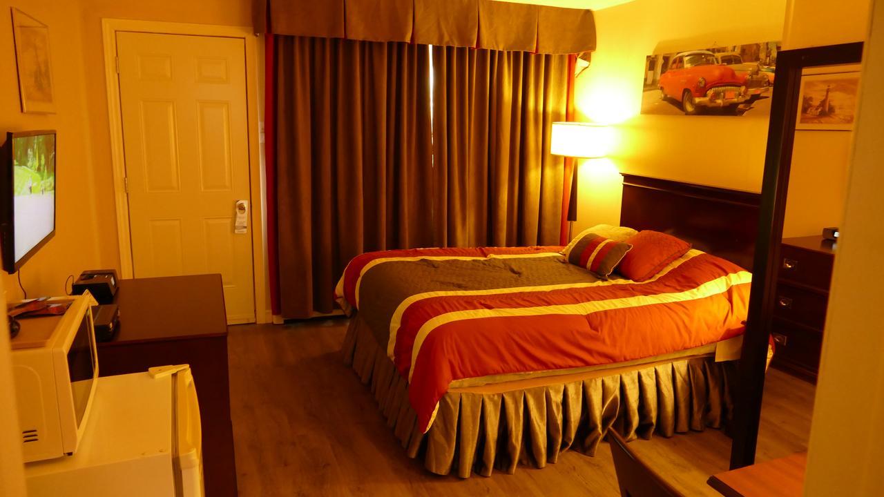 The White Horse Motel Cornwall Екстериор снимка