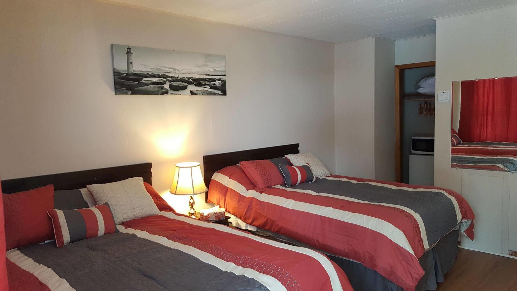 The White Horse Motel Cornwall Екстериор снимка