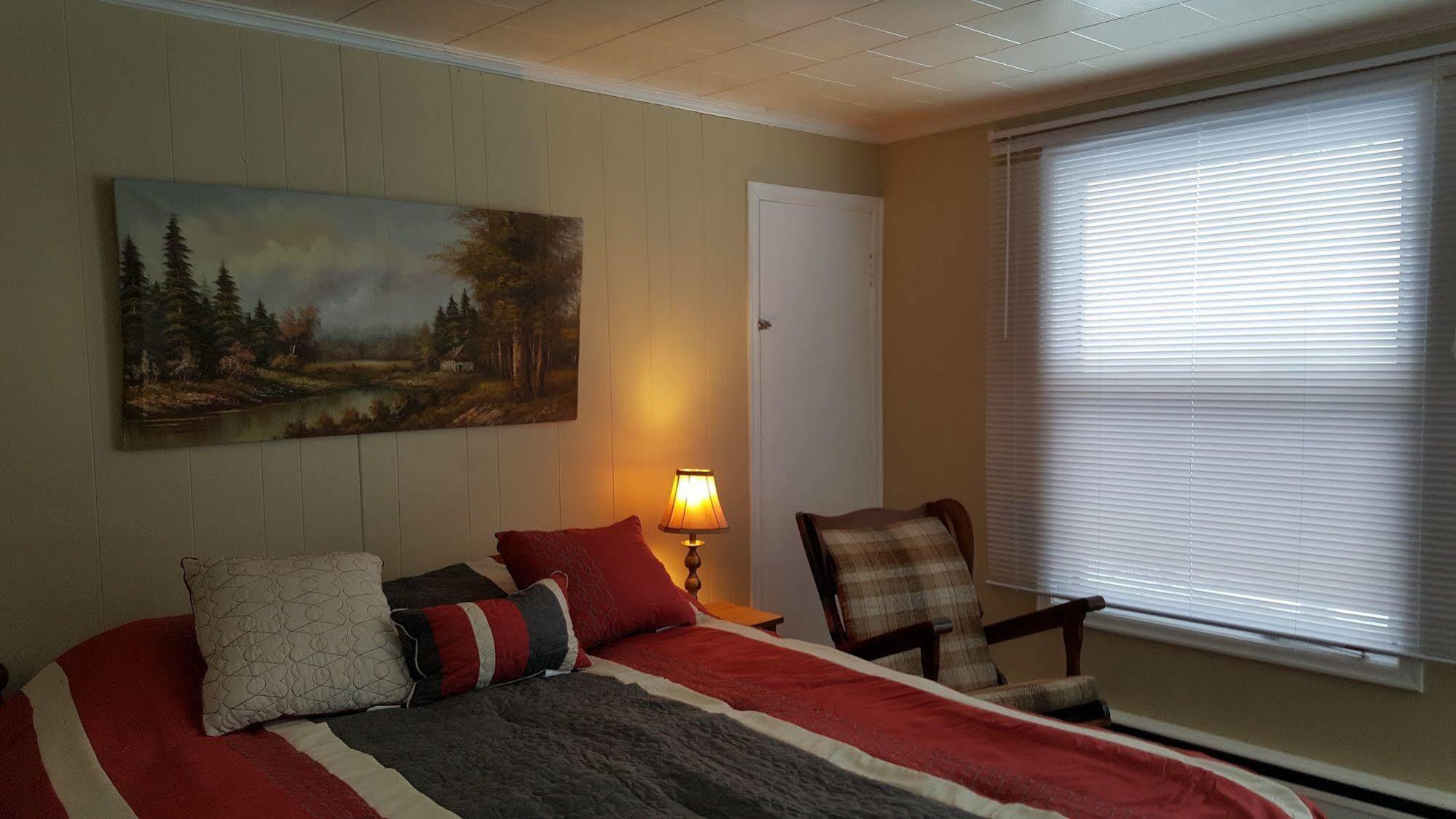 The White Horse Motel Cornwall Екстериор снимка