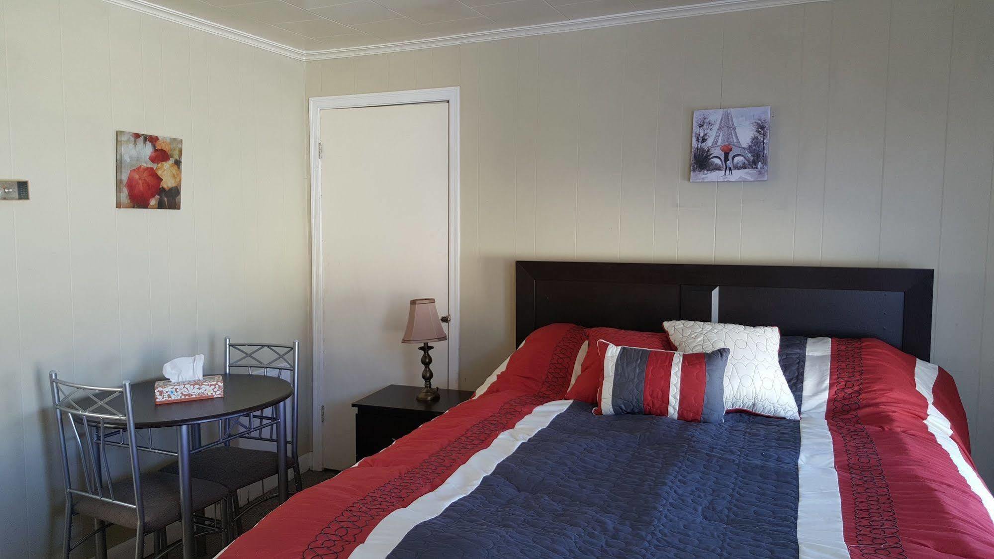 The White Horse Motel Cornwall Екстериор снимка