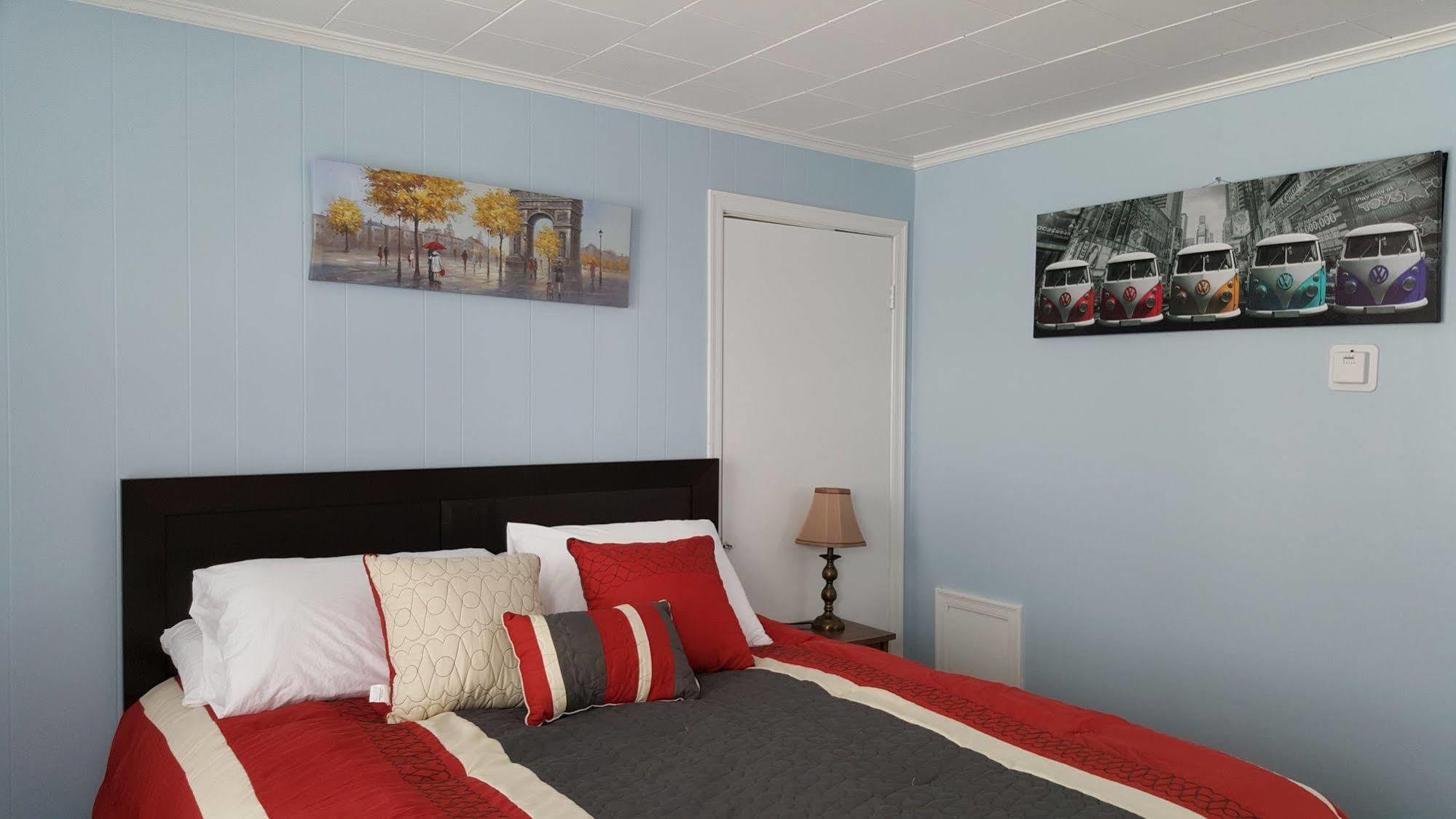 The White Horse Motel Cornwall Екстериор снимка